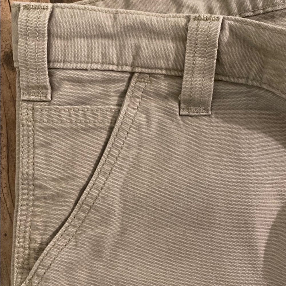Carhartt Tan Flat Front Shorts Versatile Summer Essential - Picture 3 of 9